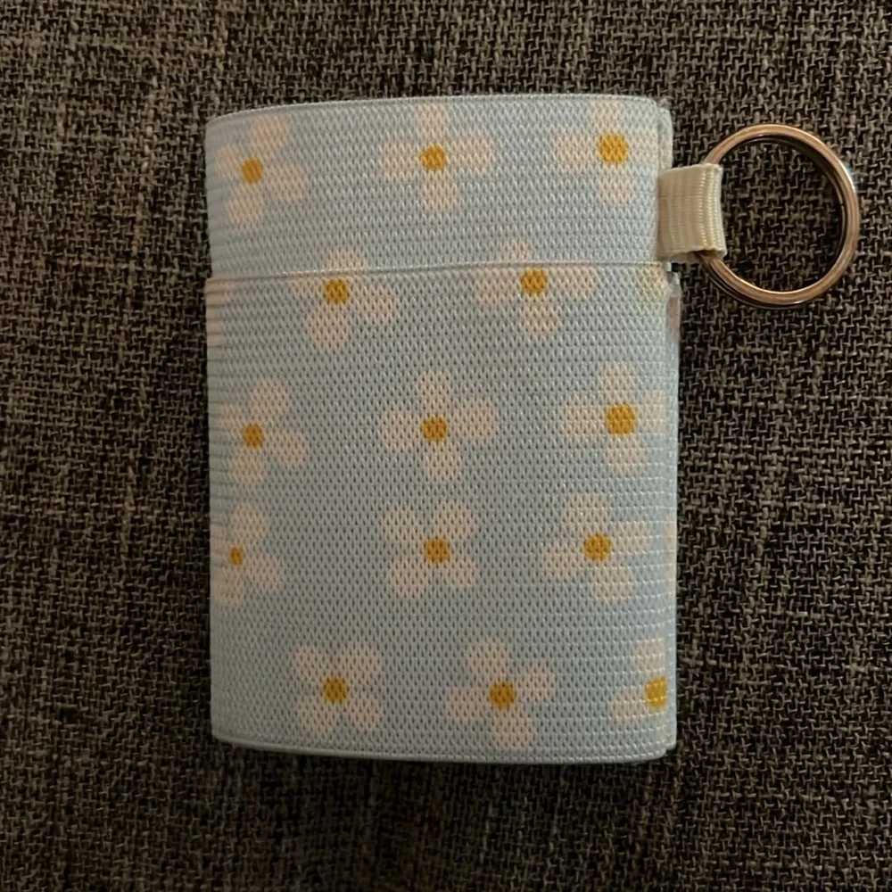 LUNA Thread Wallet - Picture 4 of 6